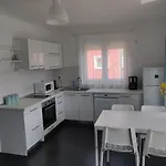 Apartment Maci *