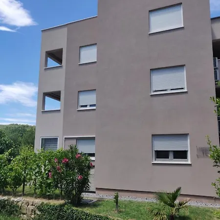 Apartament Maci Kampor